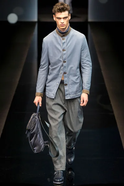 Look 27
